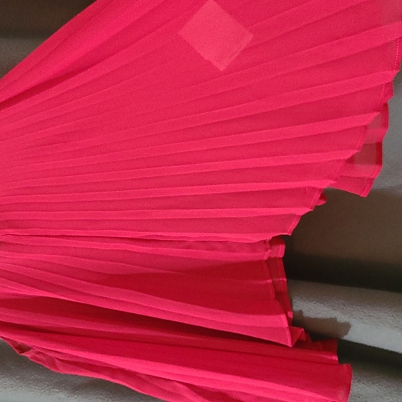 BCBGeneration Pink Flowy Sheer Tank Top - Picture 3 of 9